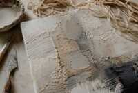 Preview image for How does a Mummy clean up its Dress?